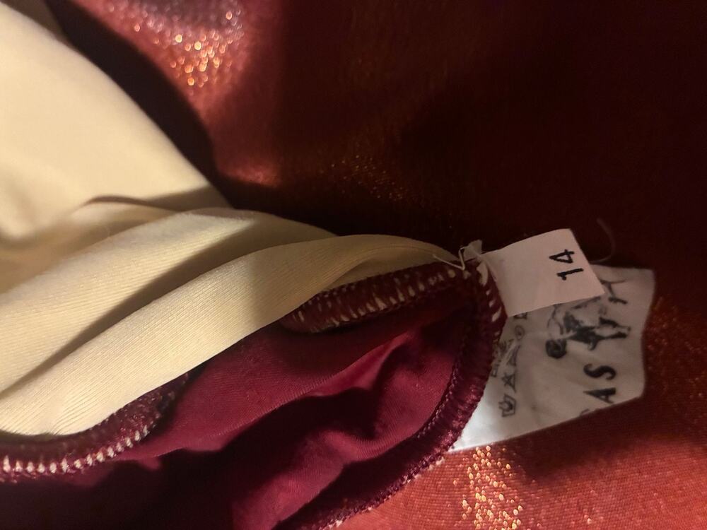 DEPAS Swimsuit Womens 14 One Piece Strappy Back Lined Burgundy Spaghetti Straps